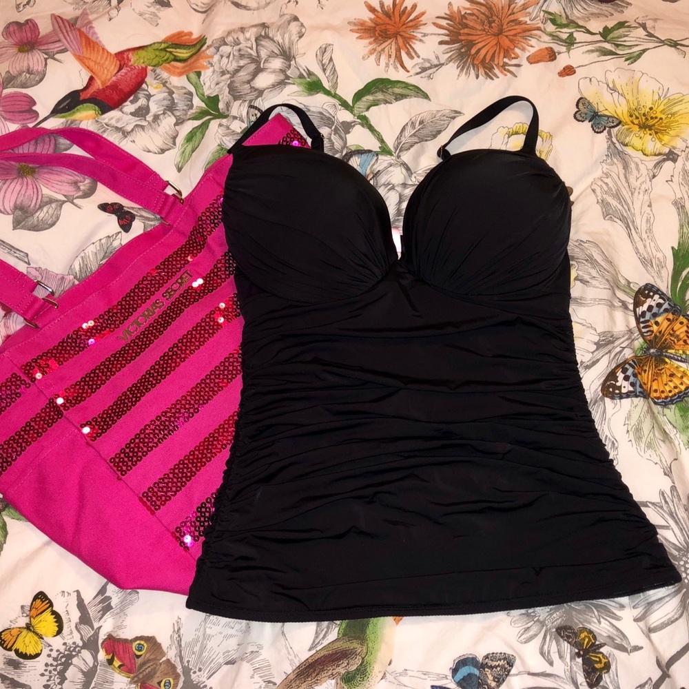 🌊Victoria Secret’s BombShell Shaping Tankini 38D